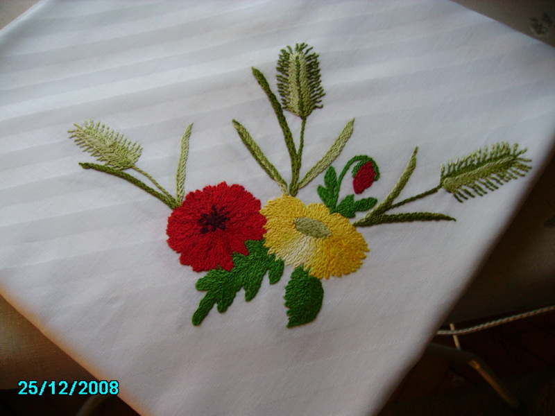 Vezeni stolnjaci vezeni stolnjaci