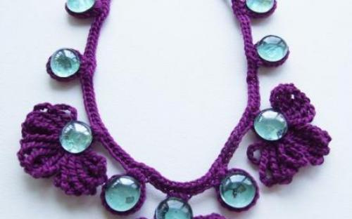 10983-happyvioletnecklace2small.jpg