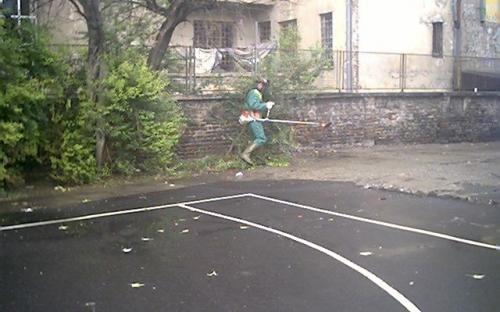 oct06103.jpg